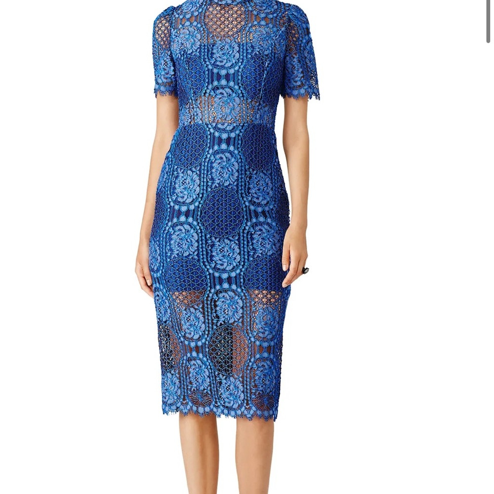 Alexis Delila Blue Sheath